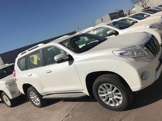 丰田霸道2700丐版报价 全国分期零首付