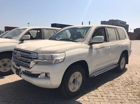 17款兰德酷路泽4000 中秋佳节豪情钜惠