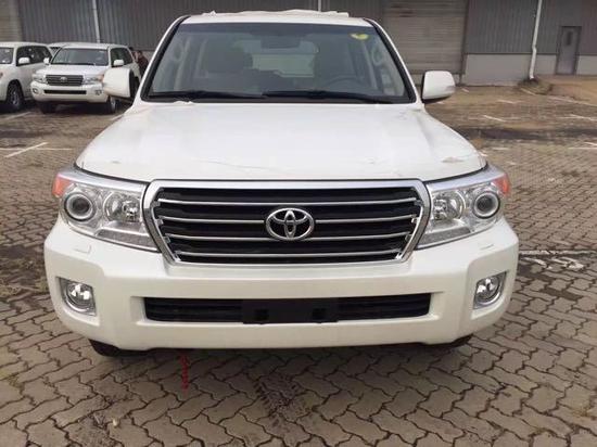 17款丰田酷路泽4500现车特价热销中