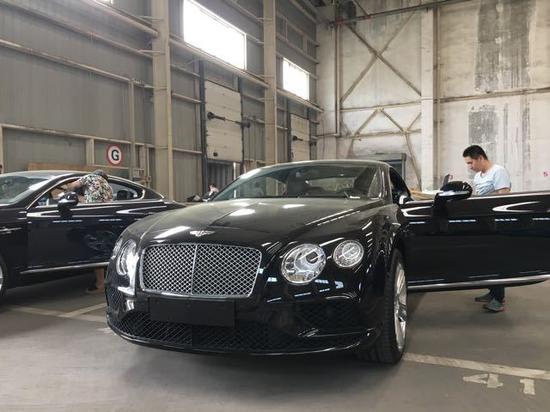 17宾利欧陆GT团购价促销天津港可提现车