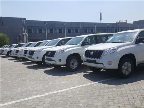 丰田霸道2700现车价格天津港批发直降