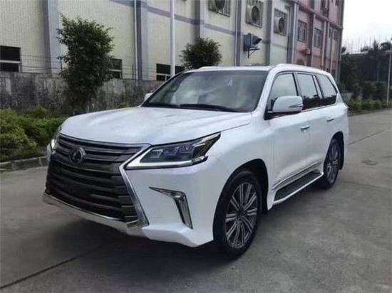 17雷克萨斯LX570越野高度从不影响自信