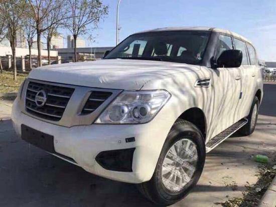 17款日产尼桑途乐 豪华越野挑战越野极限