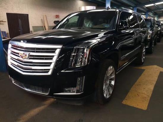 凯雷德豪华座驾全津最低价高调奢华象征