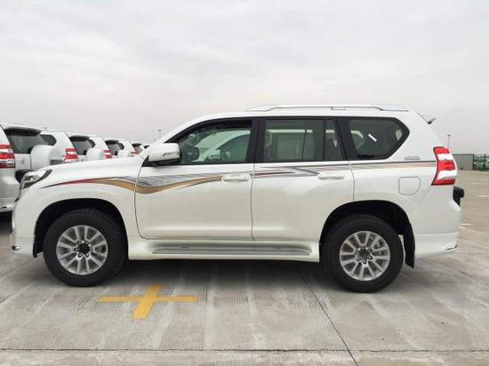 2017款丰田普拉多2700现车优惠幅度较大
