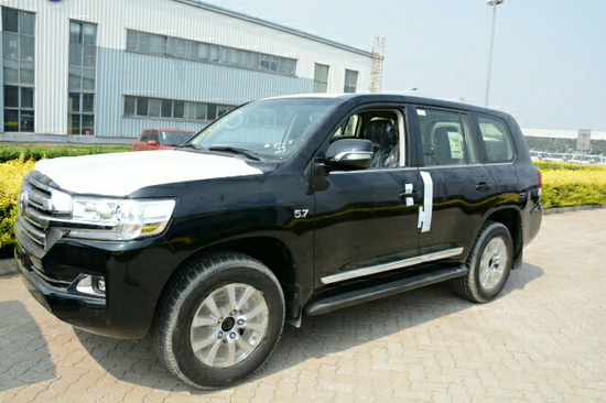 酷路泽5700VX现车手续齐天津港品行进口