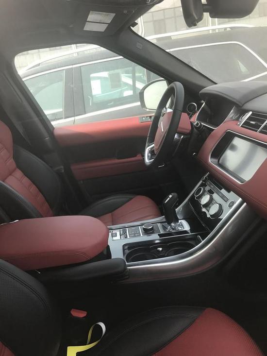 飞翔驾驶式座舱