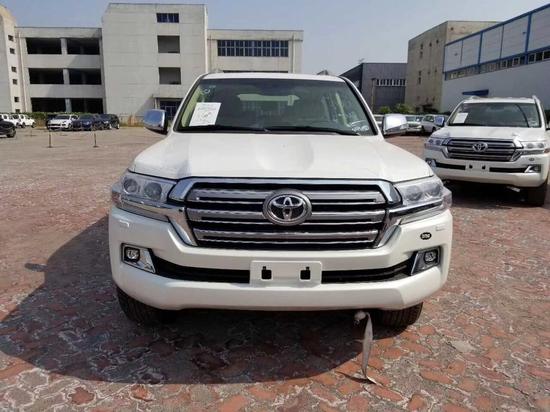 17款丰田酷路泽4000 天窗遥启版双节