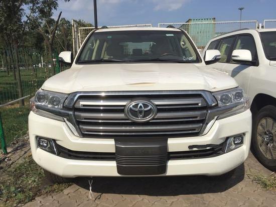 丰田酷路泽4000现车手续齐售全国可分期