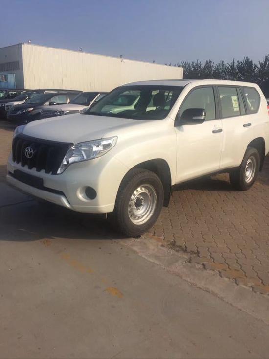 丰田霸道2700丐版现车国庆促销 改装效果