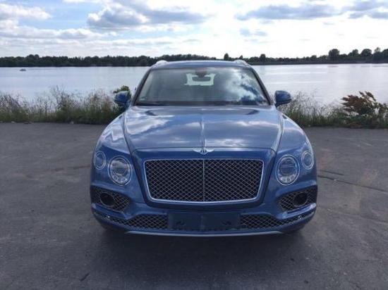 17款宾利添越平行进口商家港口现车