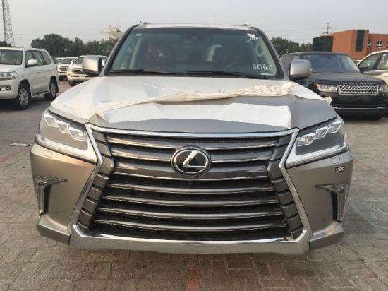 17款雷克萨斯LX570七座越野国庆减价大促