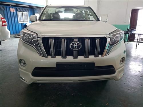 17款中东版丰田霸道2700精品越野震撼价