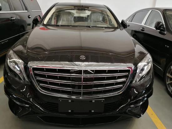 17款奔驰迈巴赫S600豪华配置精准操控