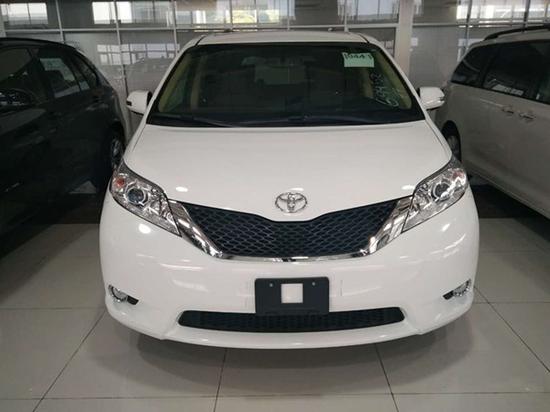 17款丰田塞纳两驱/四驱商务现车特惠