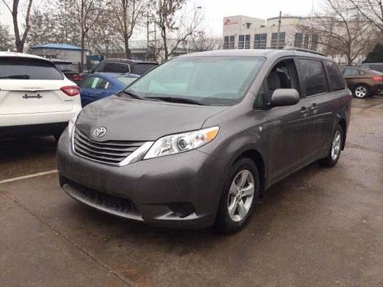 七座商务丰田塞纳两驱LE标配3.5L现车