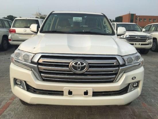 17款兰德酷路泽4000中东版现车限时促销