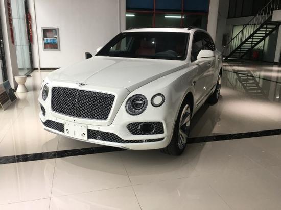 17款宾利添越促销 现车天津港爆惠价格