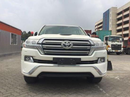 17款丰田酷路泽4000 中东顶配现车超值惠