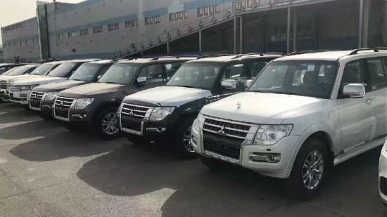 17款三菱帕杰罗V97 现车多台36万售全国