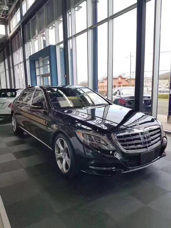 17款奔驰迈巴赫S600领导顶级座驾可落户