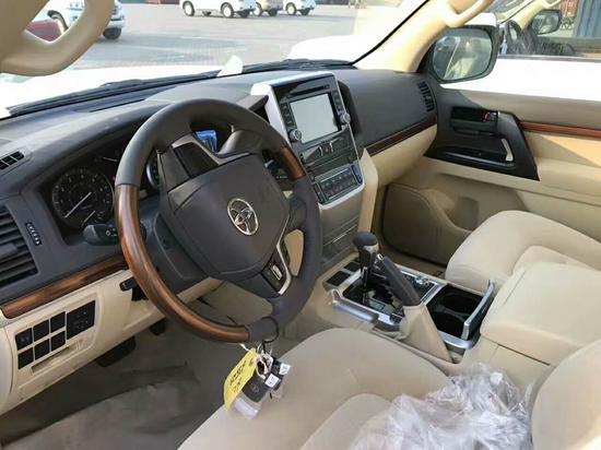 17款丰田酷路泽4600强悍动力越野能手