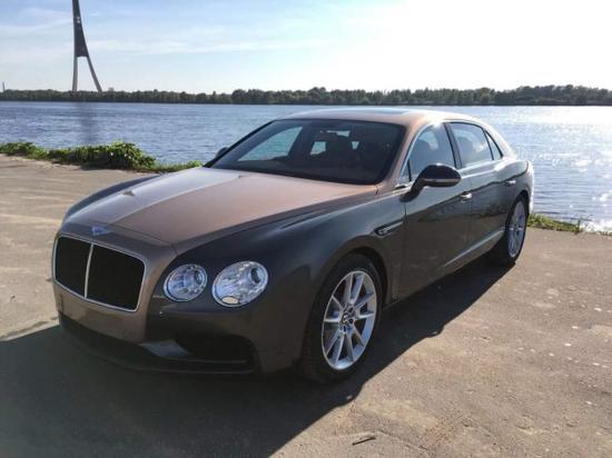 2017款宾利飞驰V8新款豪华轿车品质无可