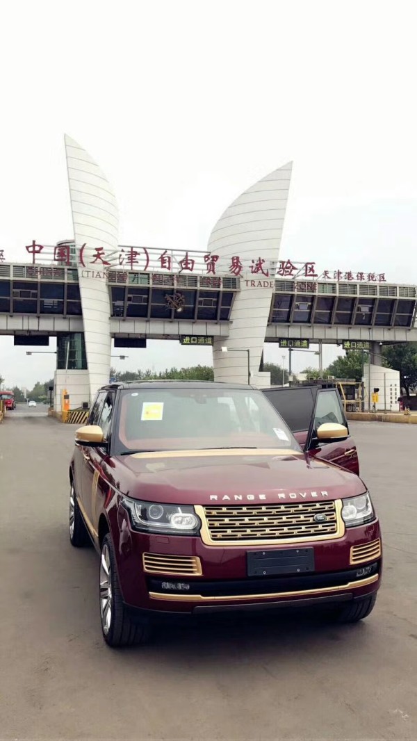 17款龙版路虎揽胜行政 霸气点燃激情