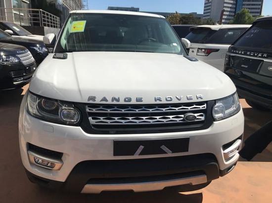 17款路虎揽胜运动版 汽油揽运动力强劲