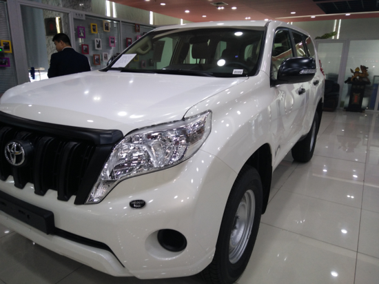 17款丰田霸道2700 挥泪抛售一降再降