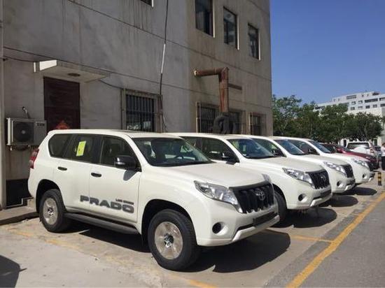 进口丰田霸道2700中东报价最高性能配置