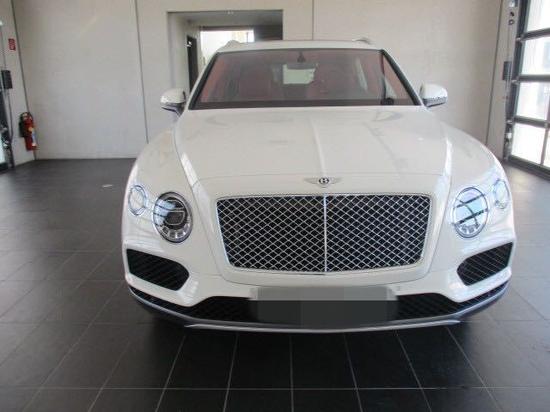 17款宾利添越 天津港批发价格畅游天下