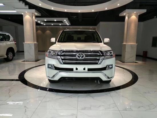 17款丰田兰德酷路泽4000中东版价位配置