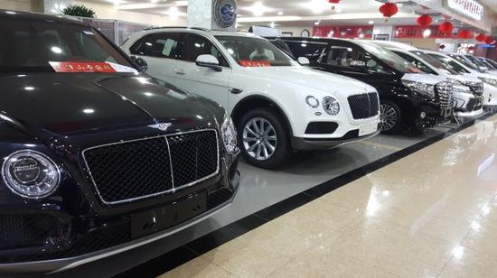 17款宾利添越6.0W12价格配置图片可分期