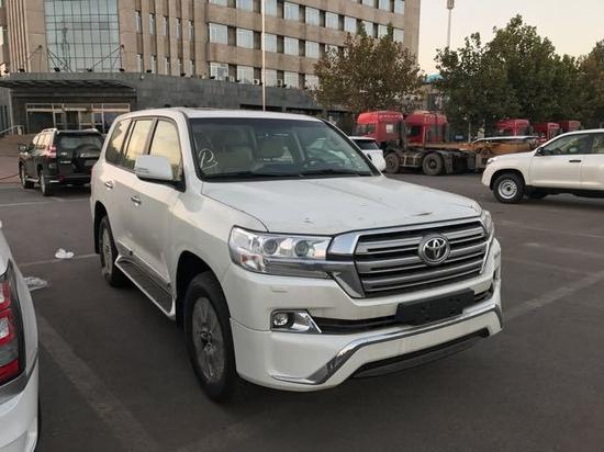 17款酷路泽4000  18款酷路泽什么时候到