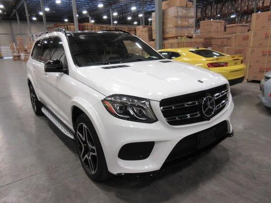 奔驰GLS450加规版优惠豪华座驾毋庸置疑