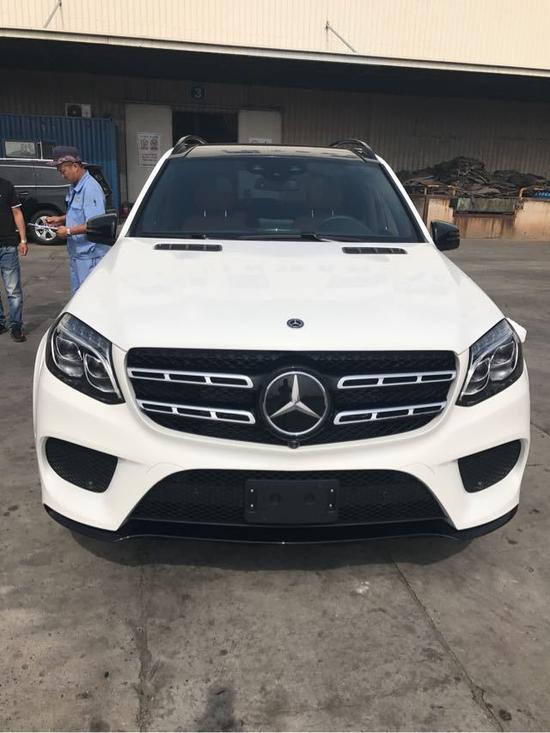 17款奔驰GLS450天津港大批到港现价优惠