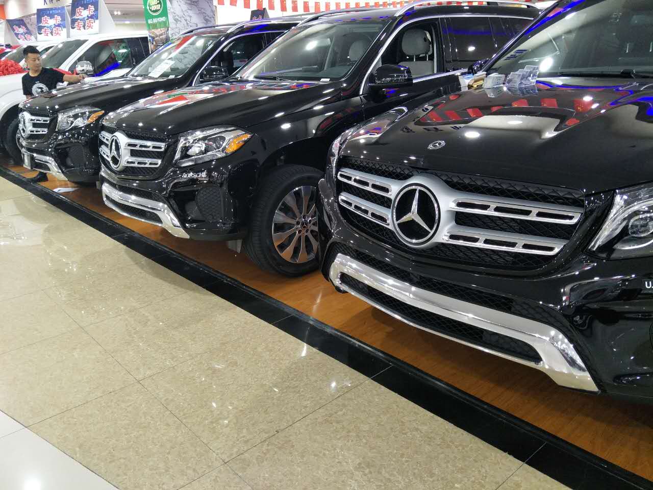 17款奔驰GLS450高贵品质堪称时尚经典