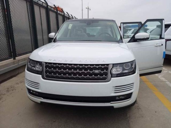 路虎揽胜行政报价  尊贵上无止境