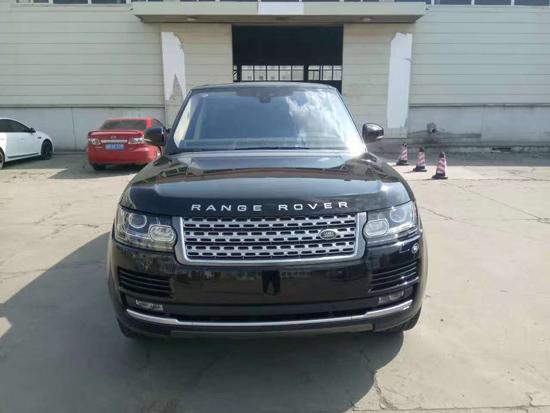 17款路虎揽胜行政 柴油3.0最低仅需105万