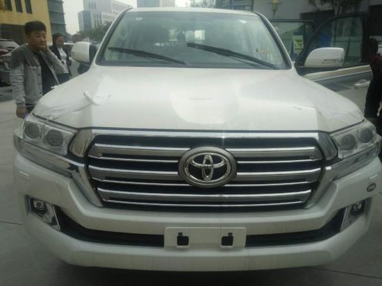 17款丰田兰德酷路泽4000新车V6 手续正规