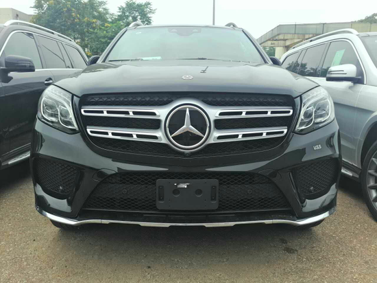 2017款奔驰GLS450 三排七座出行更方便