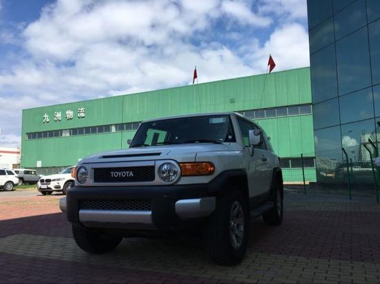 17款FJ酷路泽V6发动机车身稳定系统完美