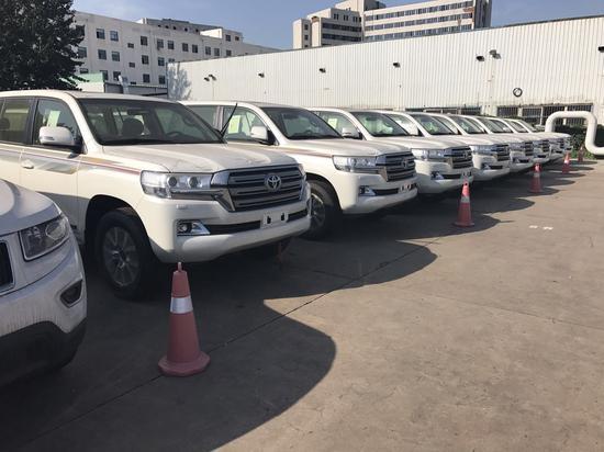 17款酷路泽4000越野用性和恬静性更可媲