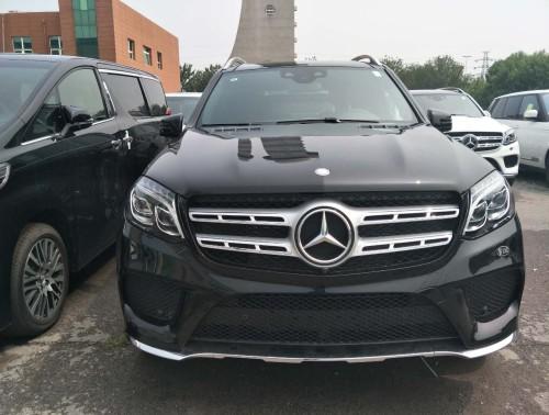 17款奔驰GLS450配置报价 现车实力突出