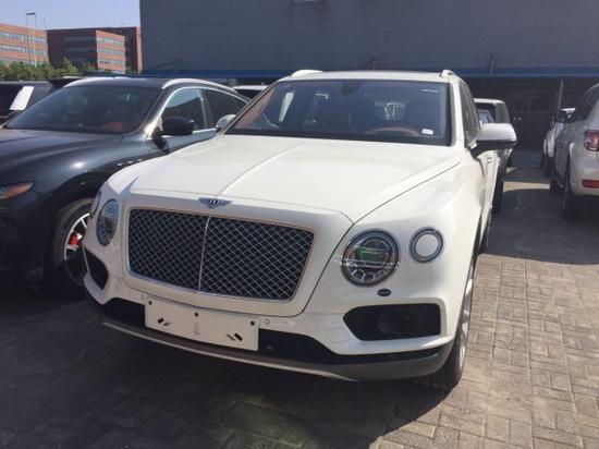 2018款宾利添越4.0T 柴油版SUV现车冲量