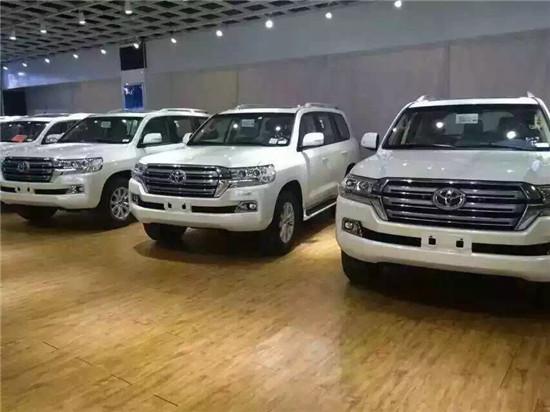 17款丰田兰德酷路泽4000 配置齐秒杀价