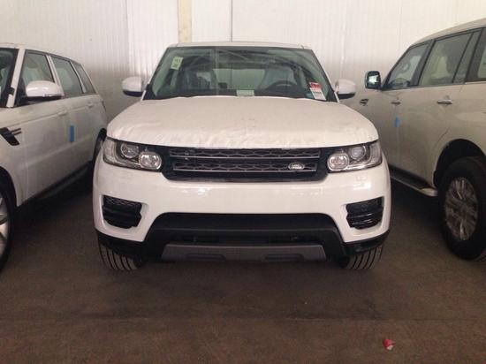 2017款路虎揽胜运动版汽油SE月末暖心价