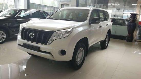 丰田霸道2700魅力十足奢华内饰 十足魅力