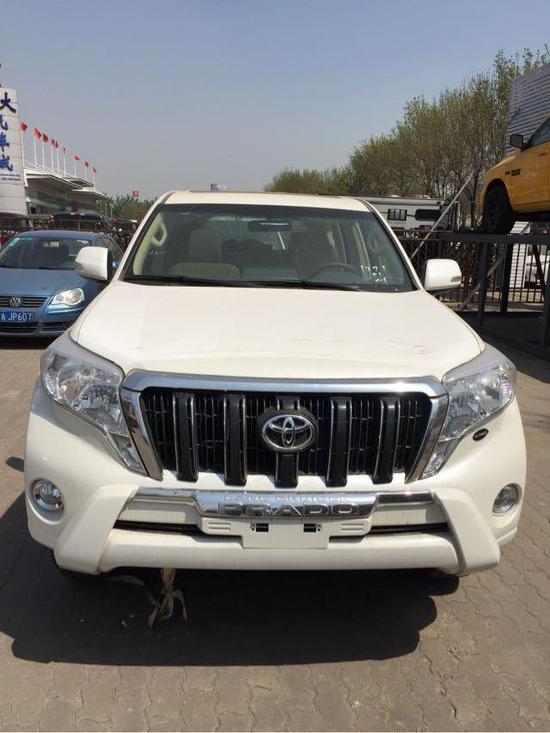 17款霸道2700火热促销九气囊天窗外挂le